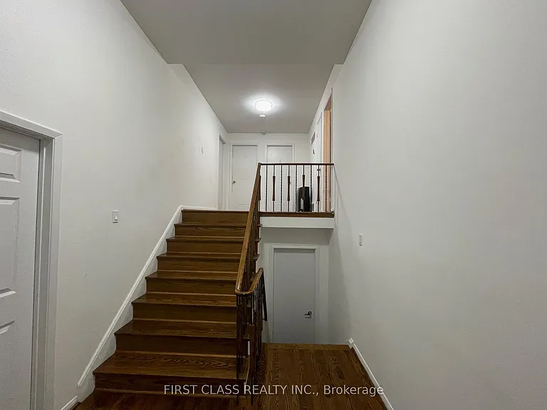 93 Peckham Ave #N3 — Photo 8