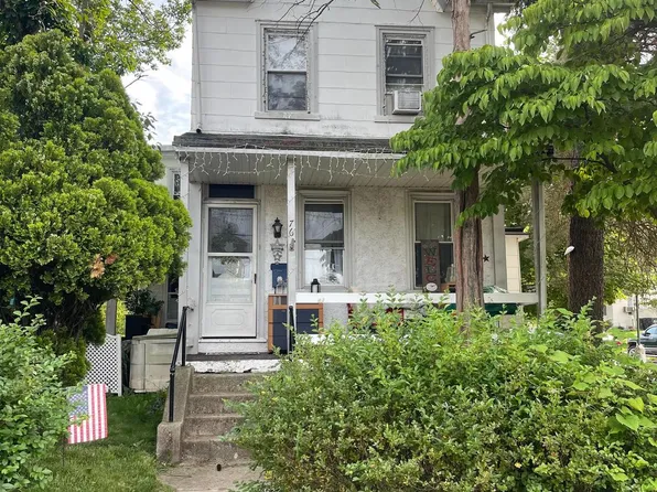 76 Pennsylvania Ave, Phoenixville, PA 19460