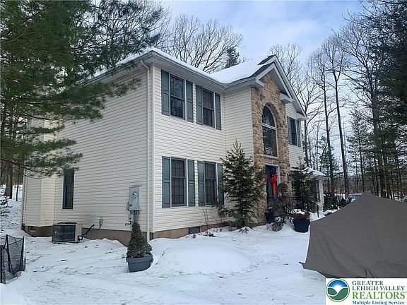 2nd image of 25 Rollingwood Trl