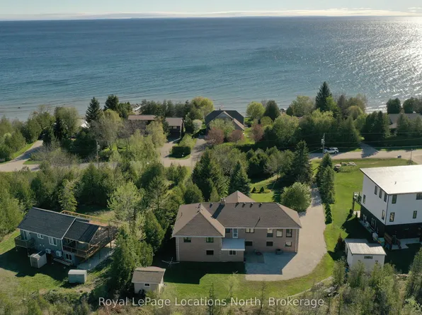 252 Lakeshore Rd N, Meaford, ON N4L 0A7