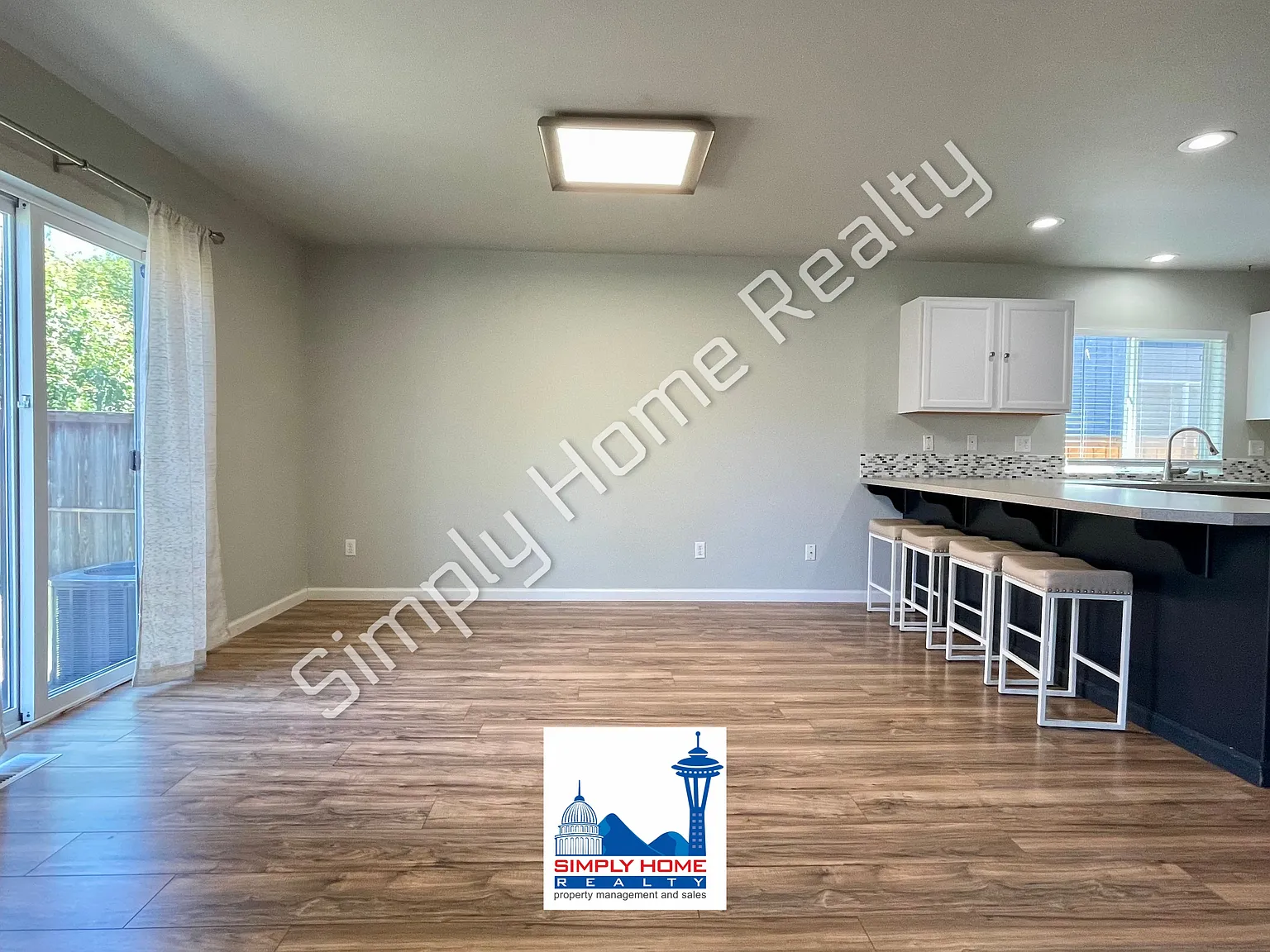 3 bed, 2.5 bath, 1644 sqft, $2,650 — Photo 4