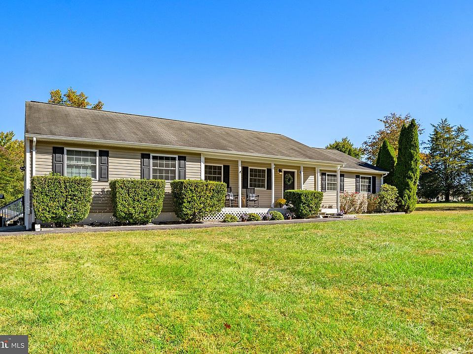 1st image of 13297 Sillamon Rd