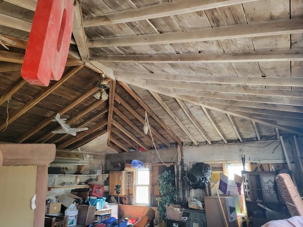 albuquerque-new-mexico-447359645 picture