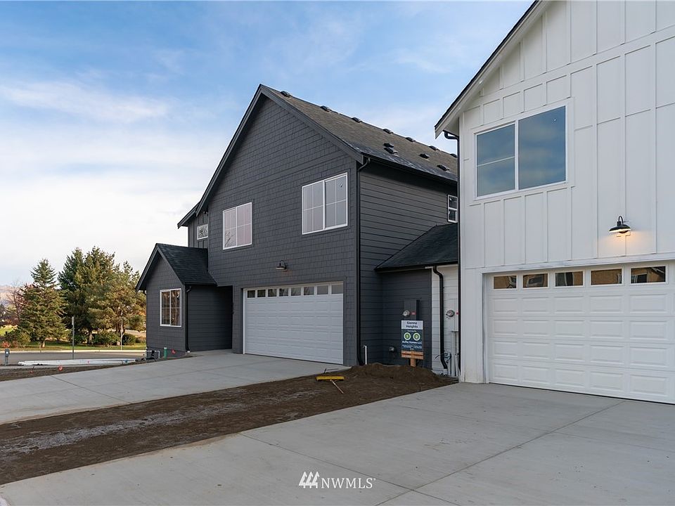 Photo may be from another Acme Homes community and may depict  enhancements and features that are not available on all floor plans.