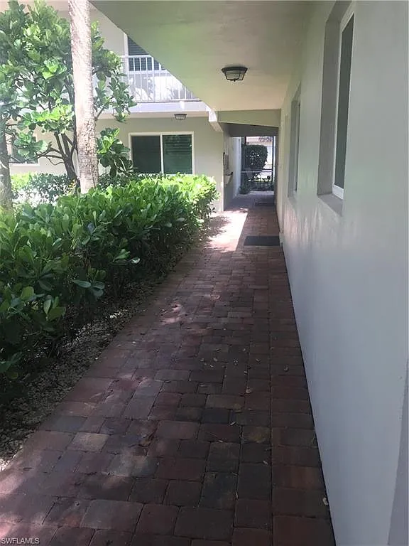 2 bed, 1.5 bath, 1000 sqft, $2,600 — Photo 3