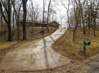 1806 Main St, Highland, IL 62249