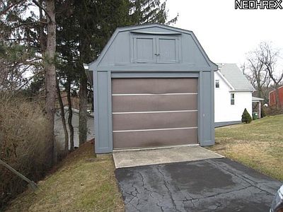 3rd image of 408 Richardson Ave