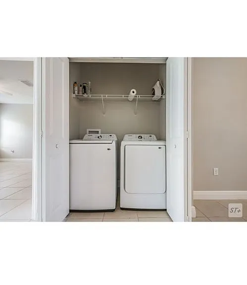 627 Yak Ct — Photo 19