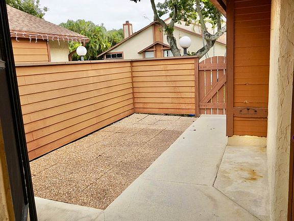 4th image of 3832 Collinwood Lane