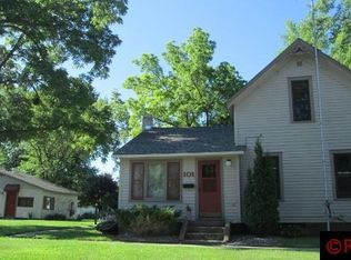 101 Troendle St SE, Mapleton, MN 56065
