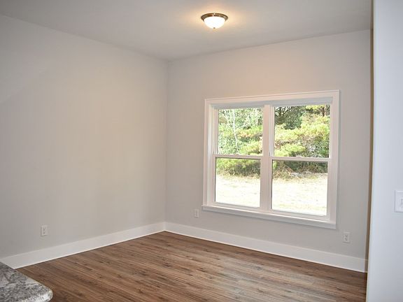 5th image of 11491 NW 74th Ct