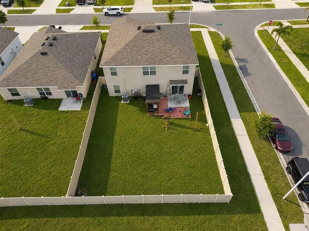 5 bed, 3.0 bath, 2674 sqft, $2,650 — Photo 4