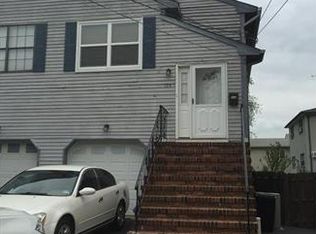 135 Roosevelt Ave, Carteret, NJ 07008