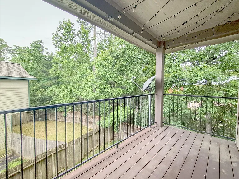 26 Cheswood Manor Dr — Photo 10