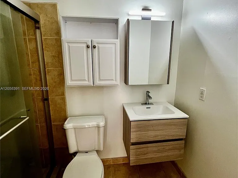 2072 NE 169th St #8 — Photo 9