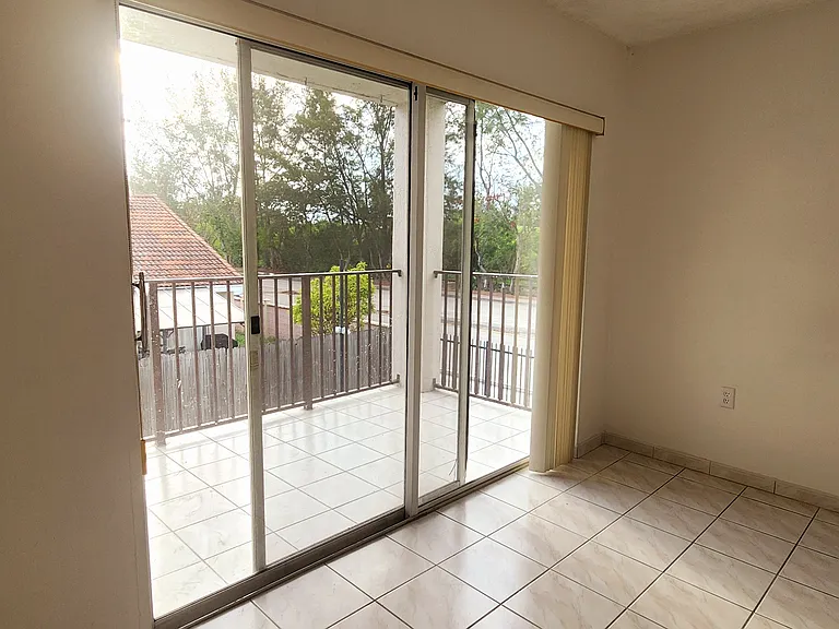1180 NW 125th Path — Photo 35