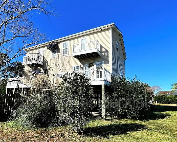 164A Twin Oaks Dr — Photo 1