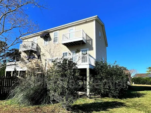 164A Twin Oaks Dr, Hampstead, NC 28443