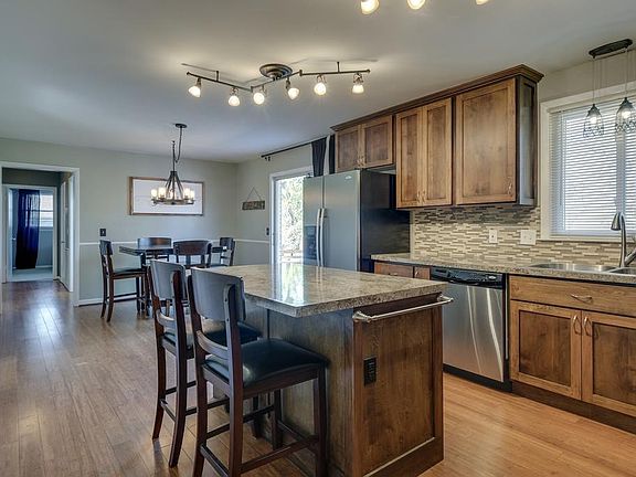3rd image of 152 Gatone Dr