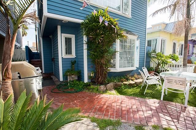 1st image of 813 Toulon Ct