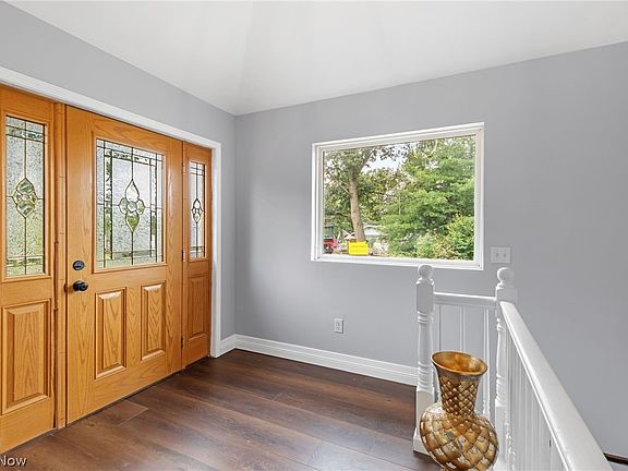 4th image of 3379 Lake St