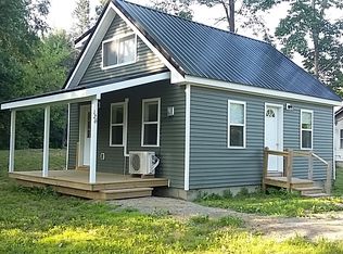 126 Holley Rd, Farmington, ME 04938