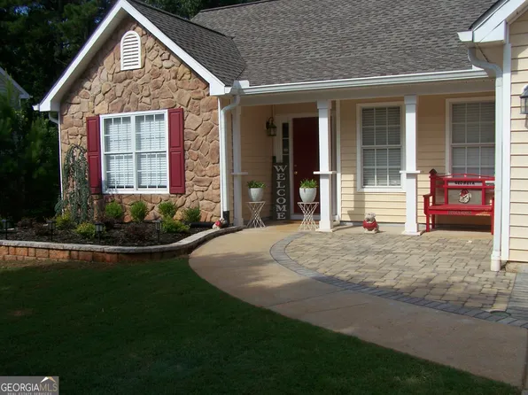 526 Wyntuck Dr, McDonough, GA 30253