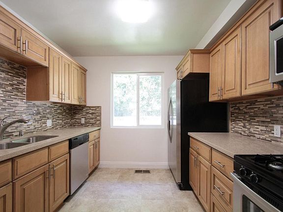 2nd image of 1453 Rexford Dr APT 2