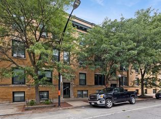 442 W Dickens Ave #3, Chicago, IL 60614