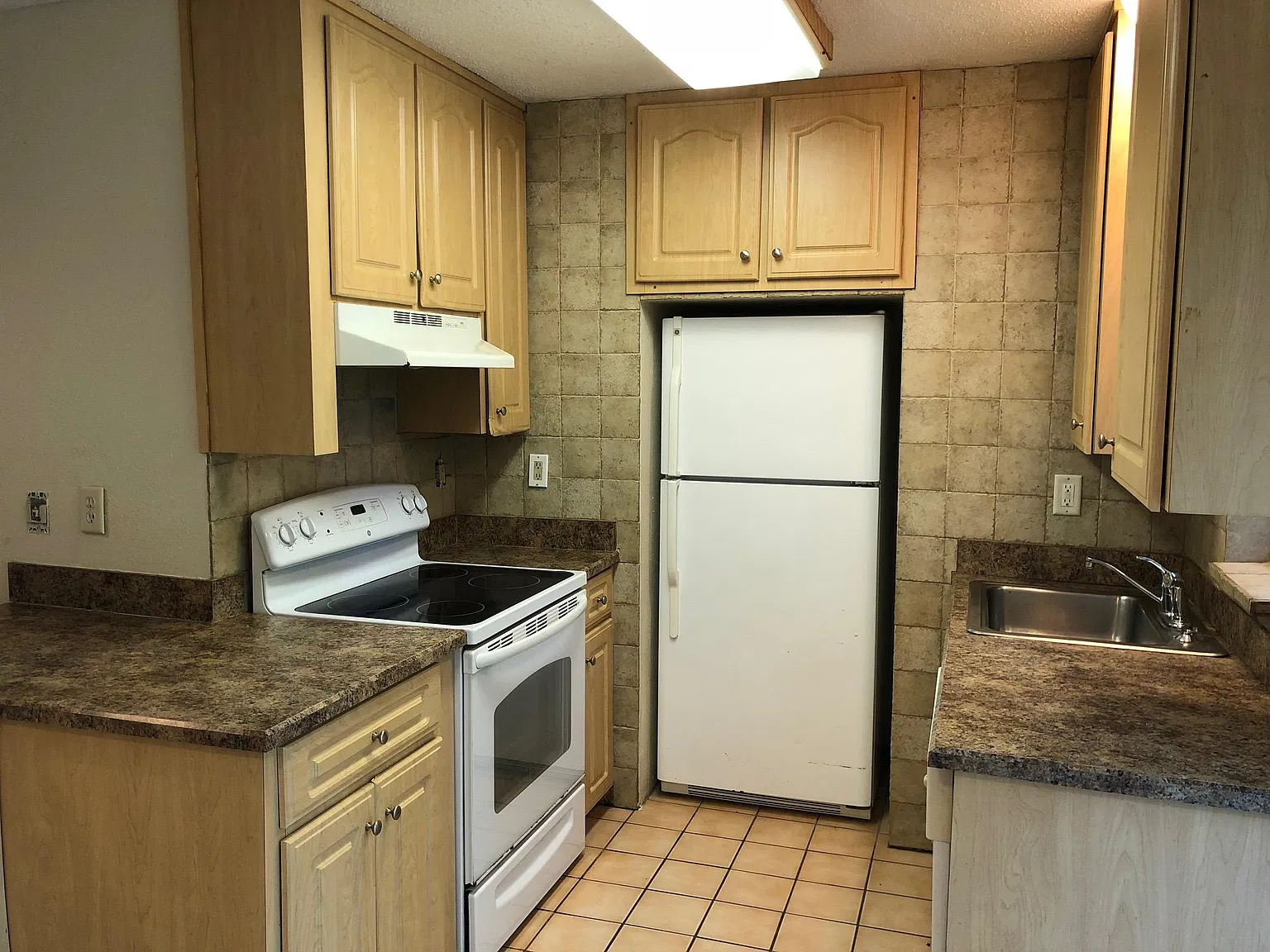 531 1/2 S Wardell Street — Photo 3