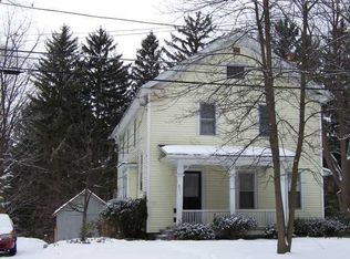 2211 Five Mile Line Rd, Penfield, NY 14526