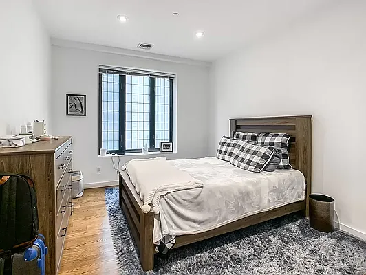 Rented by Brown Harris Stevens | media 8