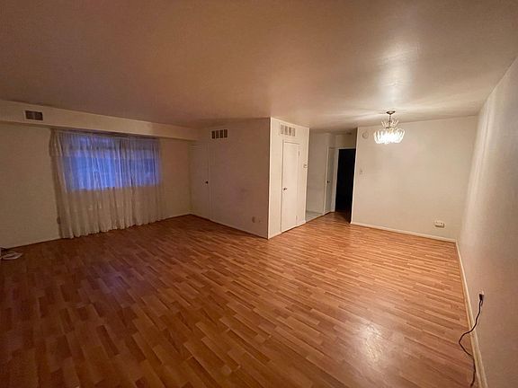 Living room, view from the entry door