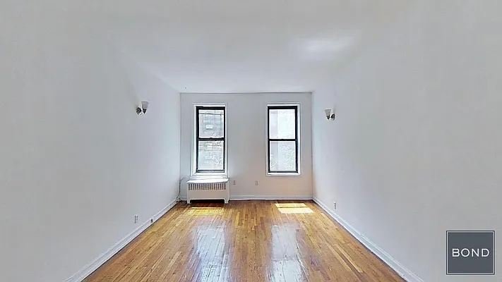 Rented by Bond New York | media 9