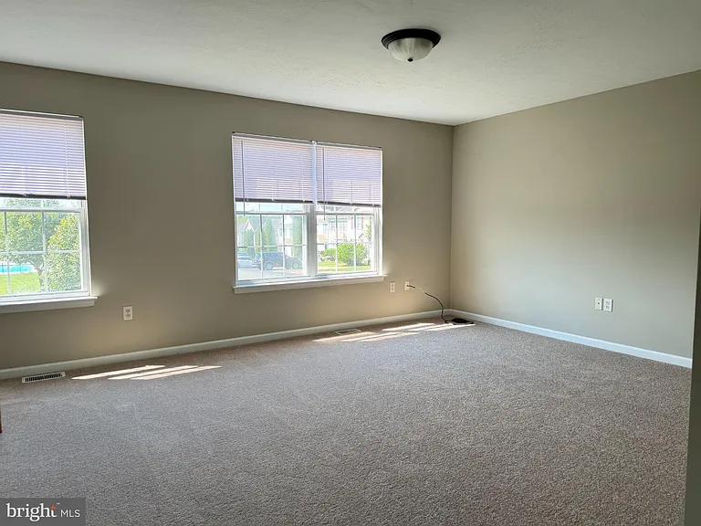 206 Weathervane Dr — Photo 5