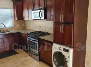 637 Atlantic Ave APT 5, Long Beach, CA 90802