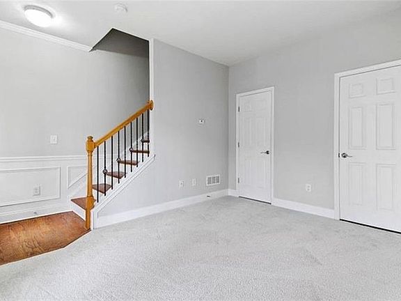 5th image of 217 16th St NW APT 6