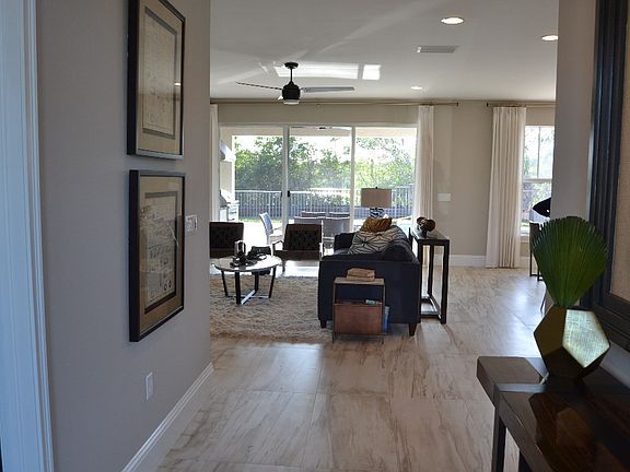 3rd image of 3931 N Duneside Dr