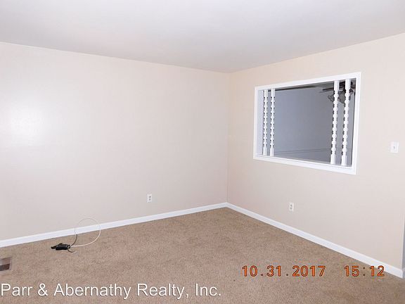 3rd image of 728 Cabin Creek Dr