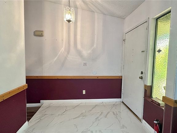4th image of 700 Sea Pines Ln