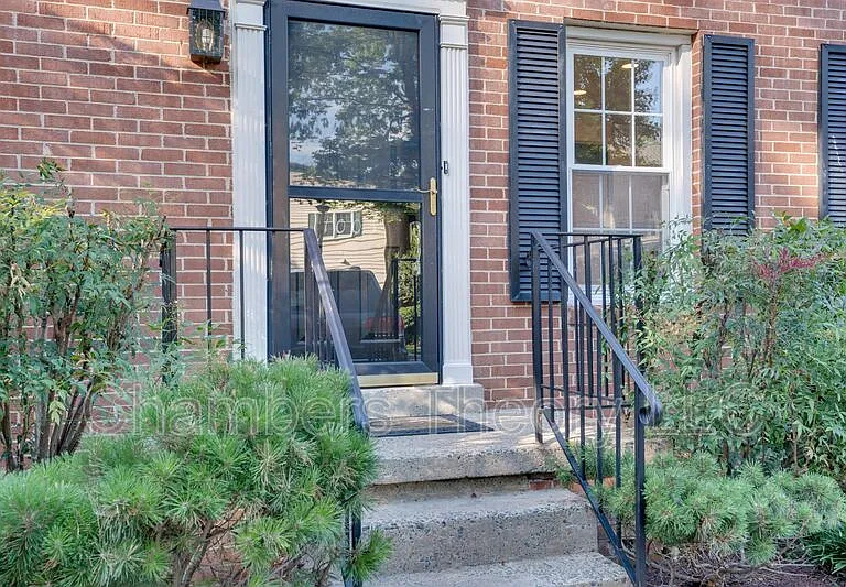 1003 Jennifer Ln — Photo 42