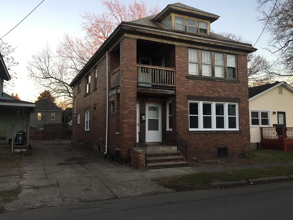 First floor unit with new replacement windows