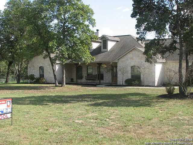 1st image of 116 Rosewood Dr