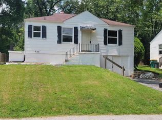 10181 Winkler Dr, Saint Louis, MO