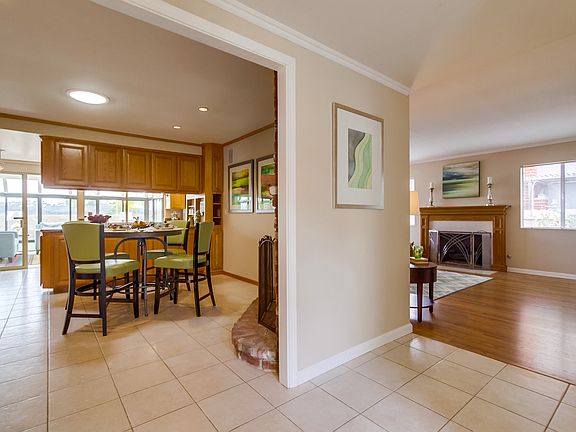 2nd image of 667 Solana Glen Ct