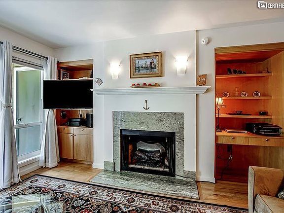 electric fireplace can heat living area