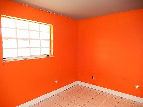 4th image of 10301 SW 212th St