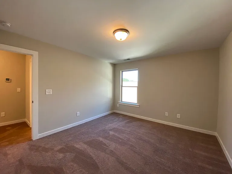 7937 Saint James Dr — Photo 29