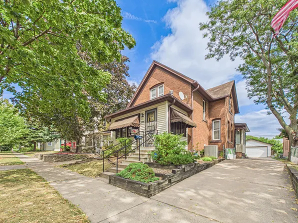 992 Matilda St, Saint Paul, MN 55117