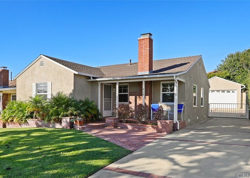 1st image of 423 Avenue D